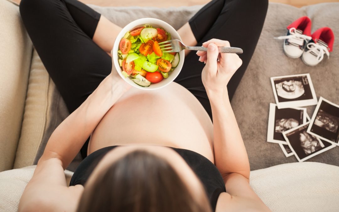 Pregnancy Vitamins: What Nutrients does a Fetus need & what Foods should I eat?